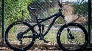 full suspension mountain bike